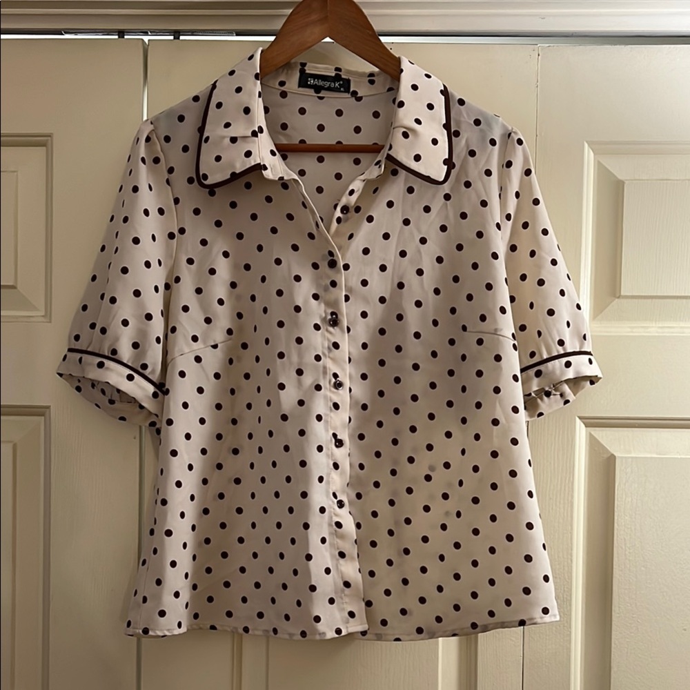 Allegra K Cream and Brown Polka Dot Short-Sleeve Button-Front Blouse